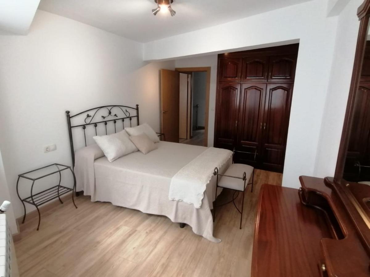 Villa Casa En El Centro Historico De Corcubion. Esterno foto
